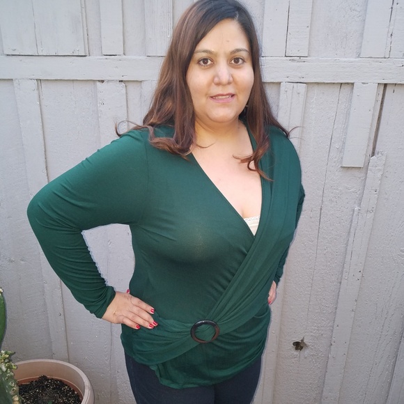 1x-3x New Plus Size Green Long Sleeve Top - Picture 5 of 8